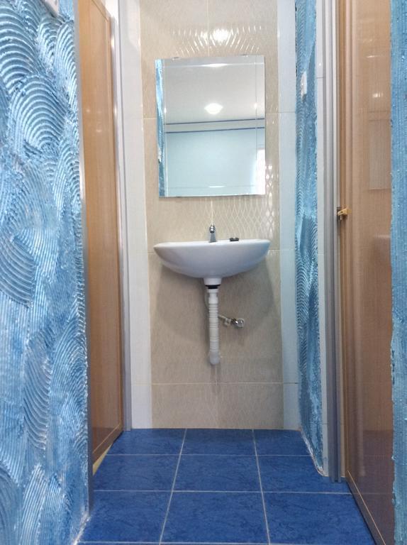 Bentong Street View Guest House 文冬街景旅馆 Kampong Chabang 외부 사진